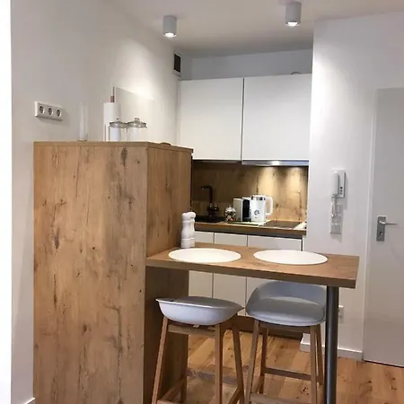 Nettes In Düsseldorf-derendorf - Stylisch + Gemütlich Apartment