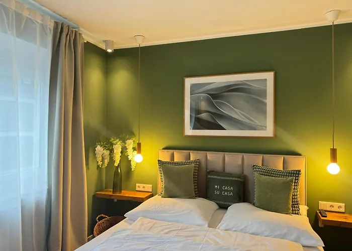 Nettes In Düsseldorf-derendorf - Stylisch + Gemütlich Apartment