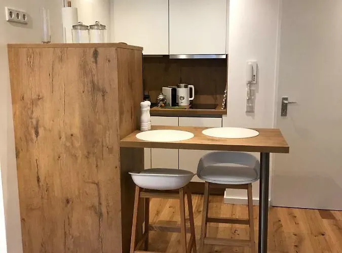 Nettes In Duesseldorf-derendorf - Stylisch + Gemuetlich Apartment *