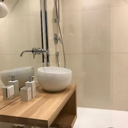 Nettes In Duesseldorf-derendorf - Stylisch + Gemuetlich